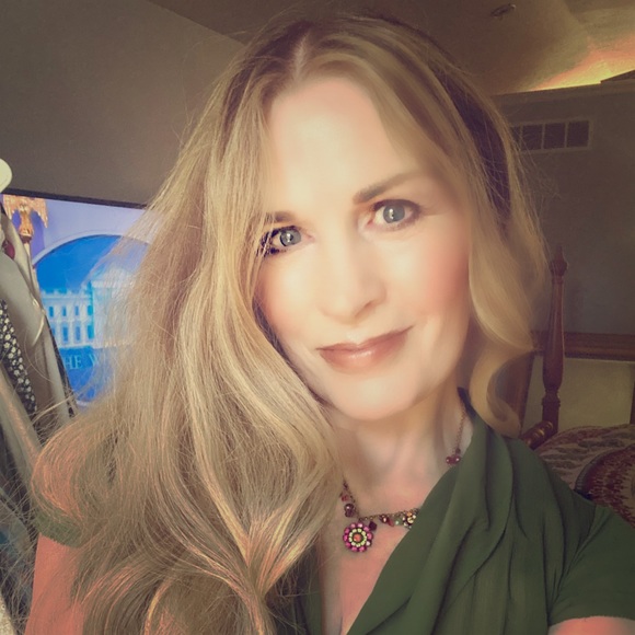 Meet your Posher, Susan - Picture 1 of 1